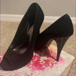 Chinese Laundry Black Pump